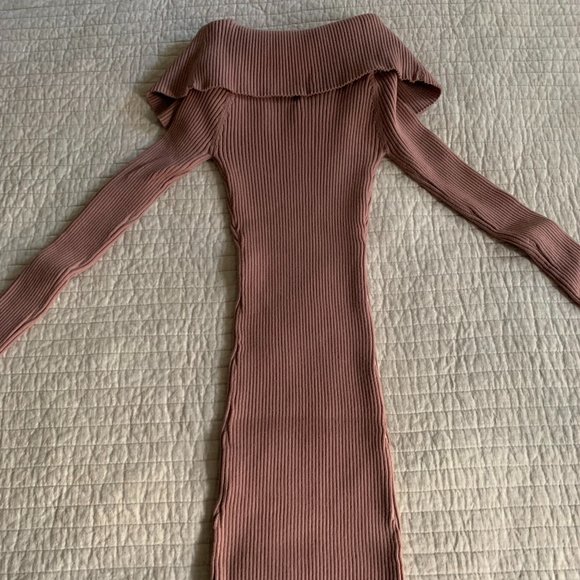 NWT Zara Dusty Rose Stretch Ribbed Sweater Dress, size Medium - Picture 2 of 4